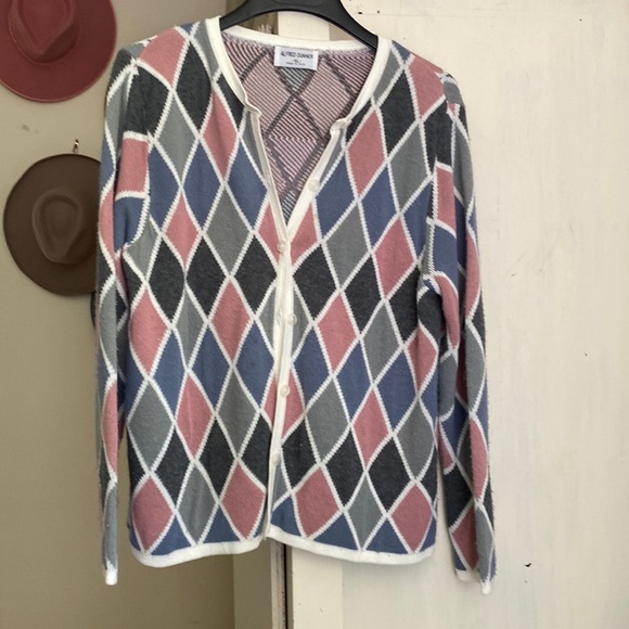 Alfred Dunner - Picture 1 of 5